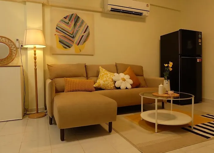 Phayathai Pink House-3br Family Townhouse Near Ari *
