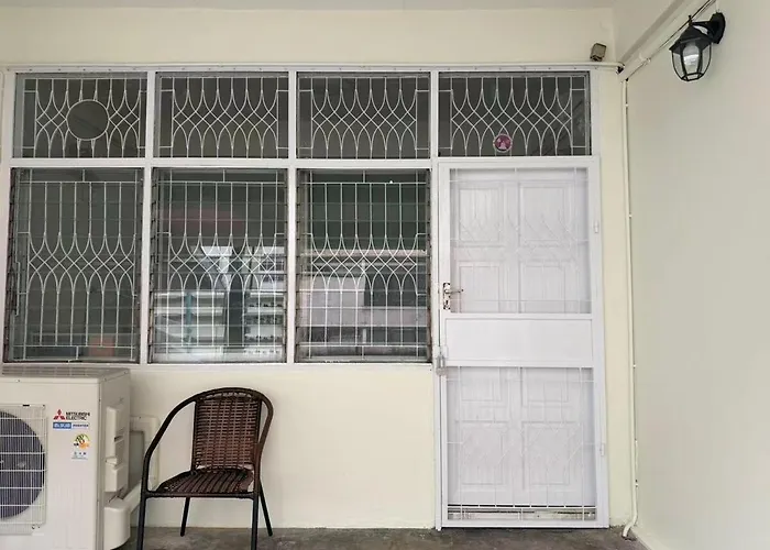 Phayathai Pink House-3br Family Townhouse Near Ari *