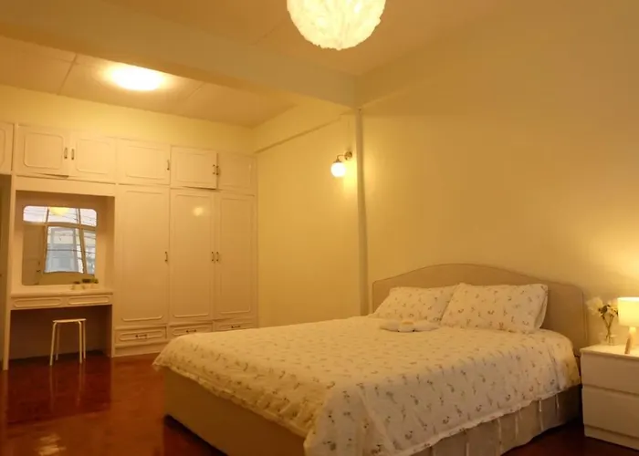 Phayathai Pink House-3br Family Townhouse Near Ari 別荘 *